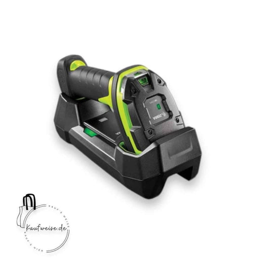 Schwarzer und grüner Zebra DS3678 Bluetooth Scanner auf Ladestation für Lager und Produktion